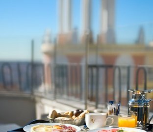 Breakfast Vincci Vía 66  Madrid