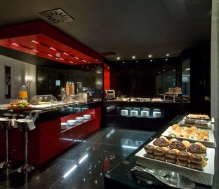Buffet breakfast Vincci Vía 66  Madrid